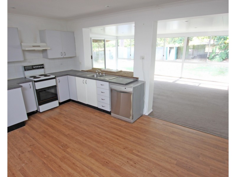 34 Sherwood Drive, Springfield NSW 2250