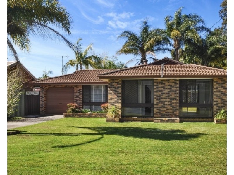 12 Myrtle Road, Empire Bay NSW 2257