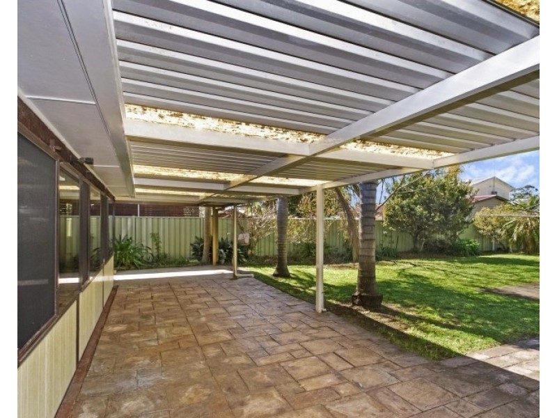 12 Myrtle Road, Empire Bay NSW 2257