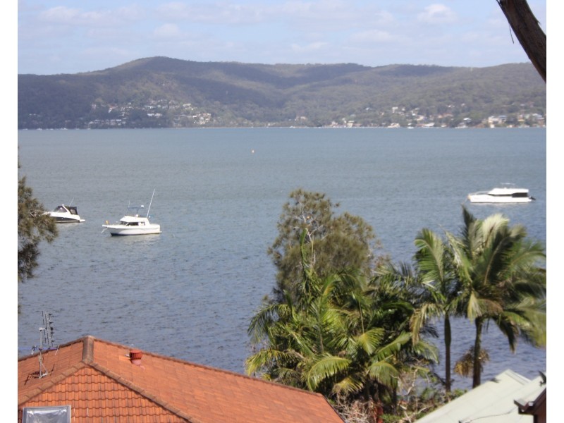 327A Avoca Drive, Green Point NSW 2251