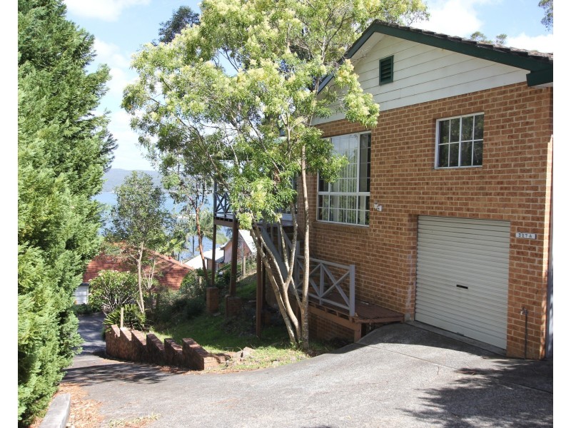 327A Avoca Drive, Green Point NSW 2251