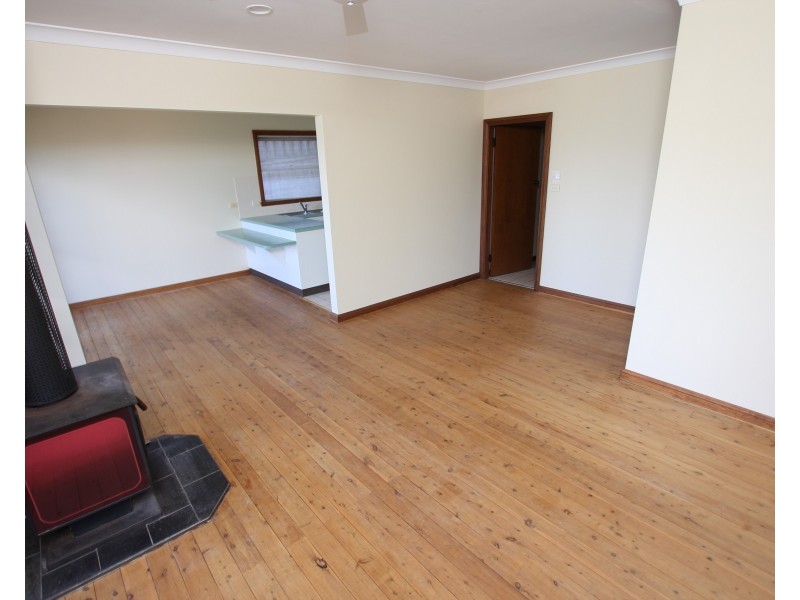 327A Avoca Drive, Green Point NSW 2251