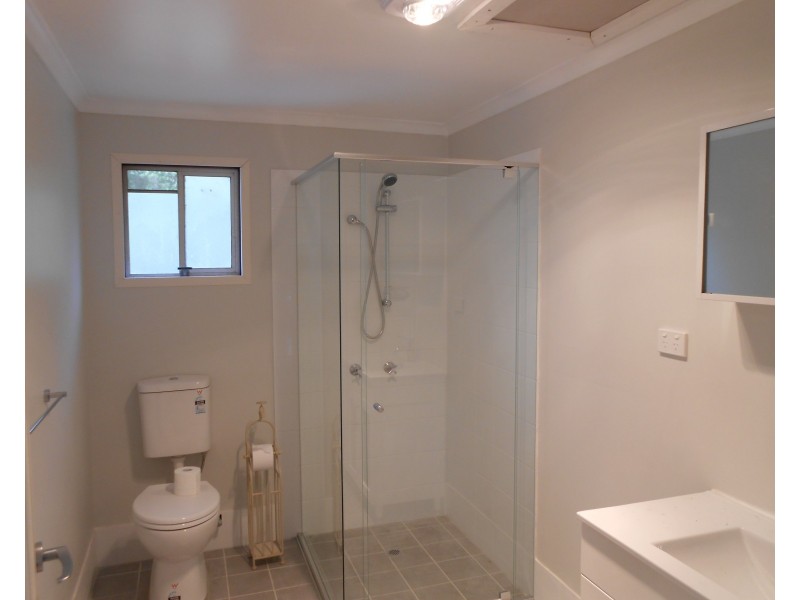 12A Edgewater Avenue, Green Point NSW 2251