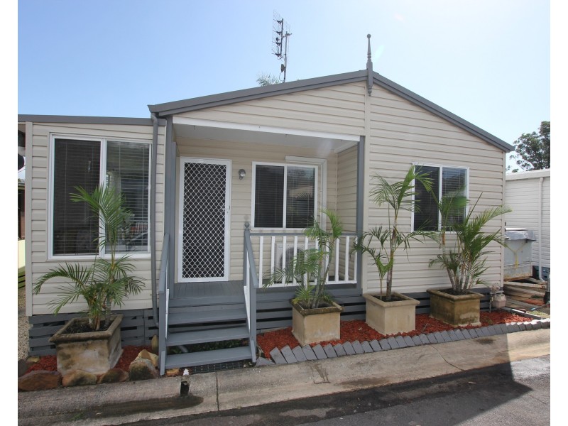 D6 Broadlands Estate, Green Point NSW 2251