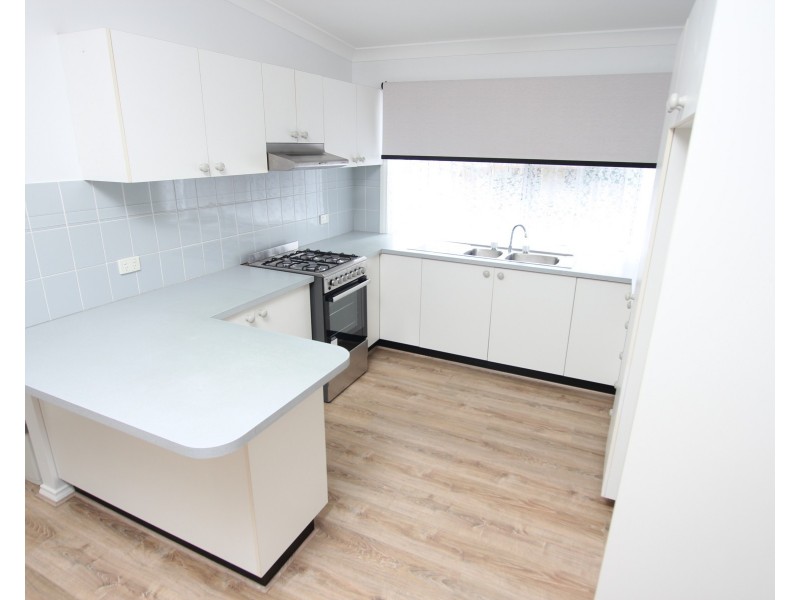 10 Fifth Ave,Broadlands Estate, Green Point NSW 2251