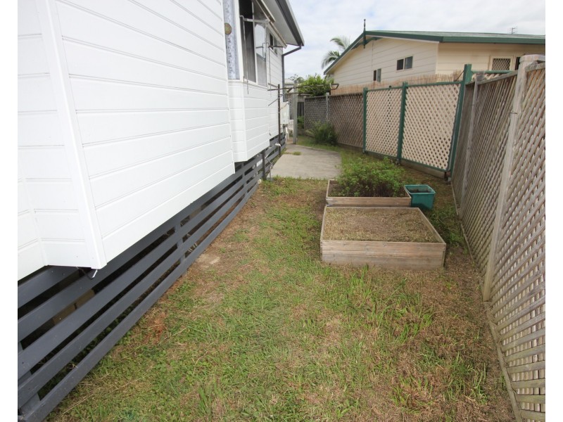 10 Fifth Ave,Broadlands Estate, Green Point NSW 2251