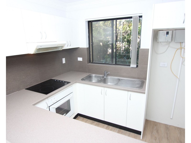 6/74 Faunce Street, Gosford NSW 2250