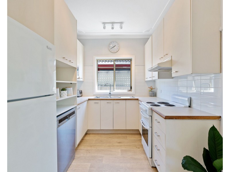 37 Waterloo Avenue, Blackwall NSW 2256