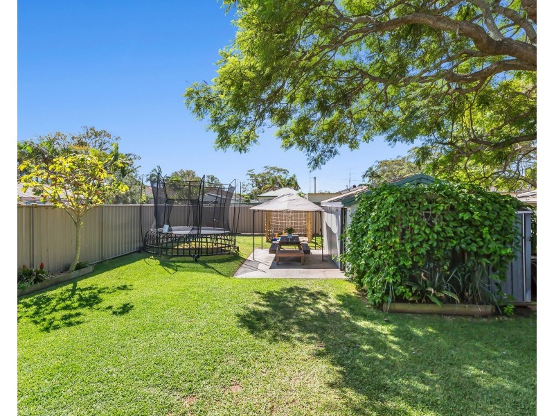 37 Waterloo Avenue, Blackwall NSW 2256