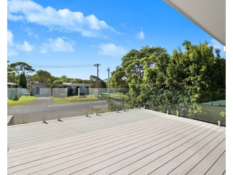 17A Heights Crescent, Wamberal NSW 2260