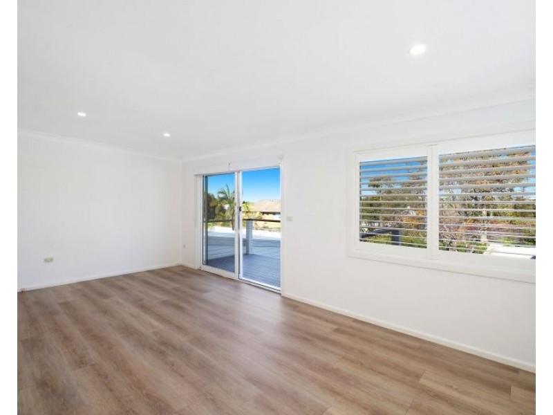 17A Heights Crescent, Wamberal NSW 2260