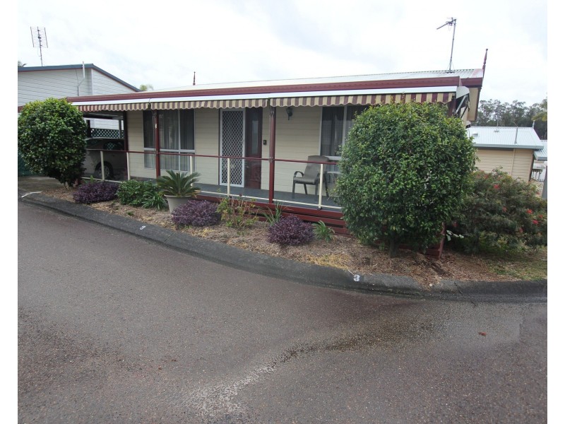 3 Fourth Avenue Broadlands Estate, Green Point NSW 2251