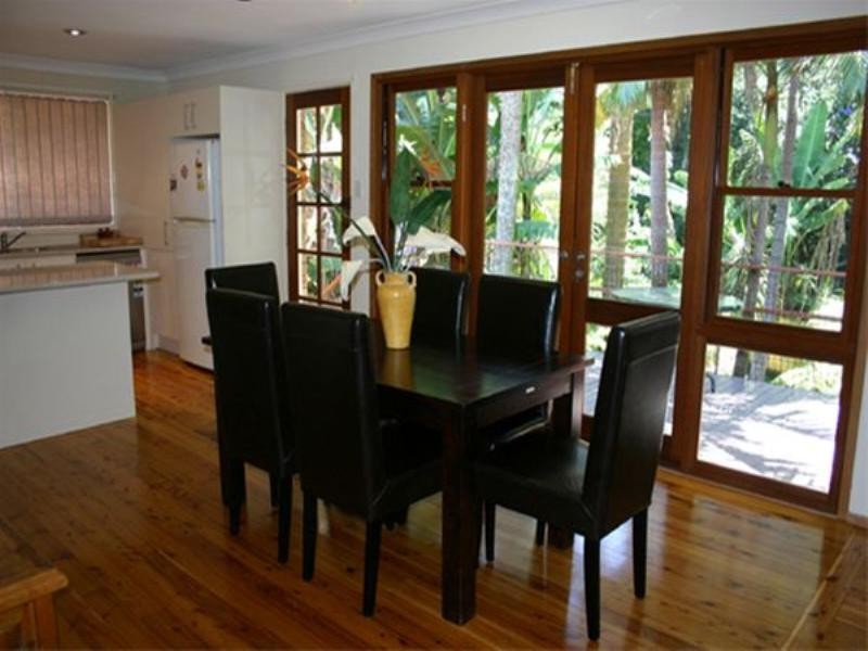 21 Crawford Crescent, Wyoming NSW 2250