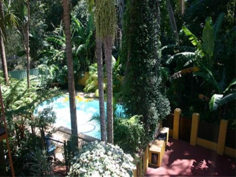 21 Crawford Crescent, Wyoming NSW 2250