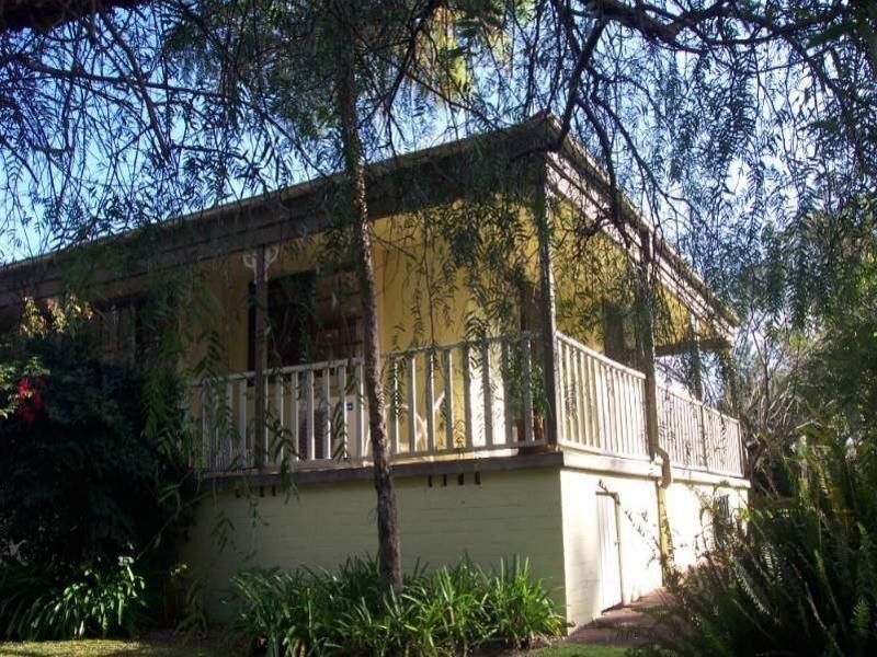 2/2 Asca Drive, Green Point NSW 2251