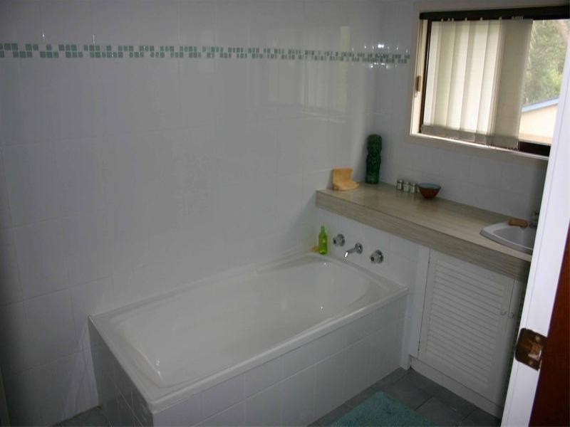 31 View Street, North Avoca NSW 2260