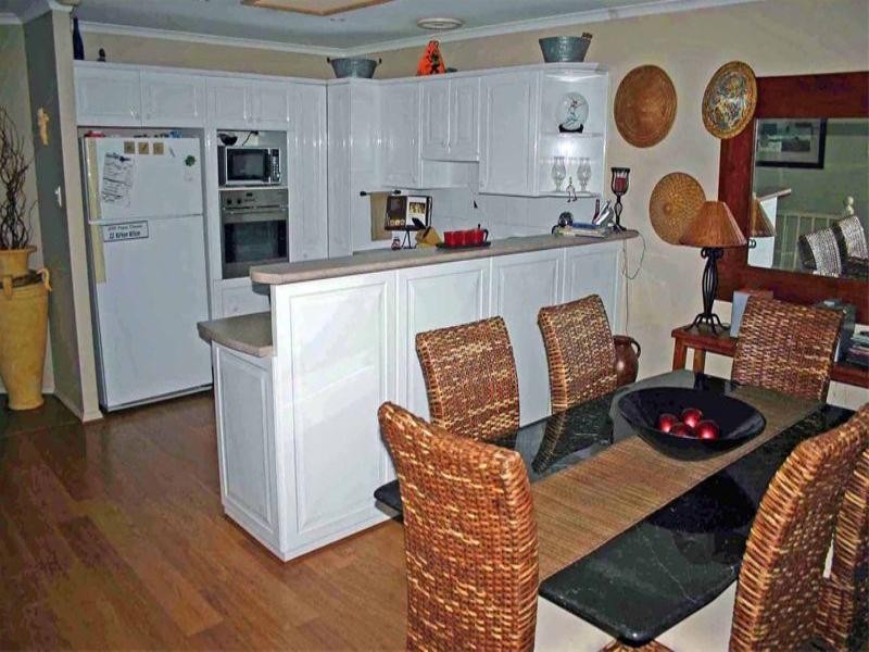 1/4 Willowin Close, Green Point NSW 2251