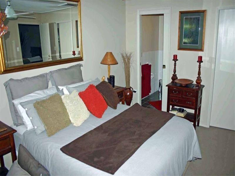 1/4 Willowin Close, Green Point NSW 2251