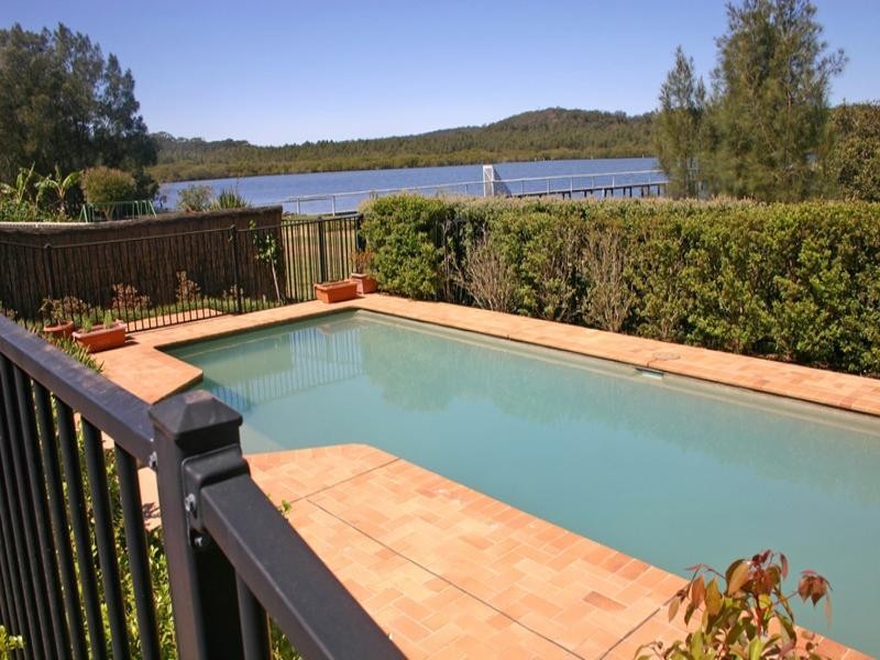 10 Karuah Avenue, Kincumber NSW 2251