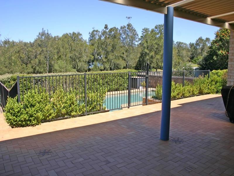 10 Karuah Avenue, Kincumber NSW 2251