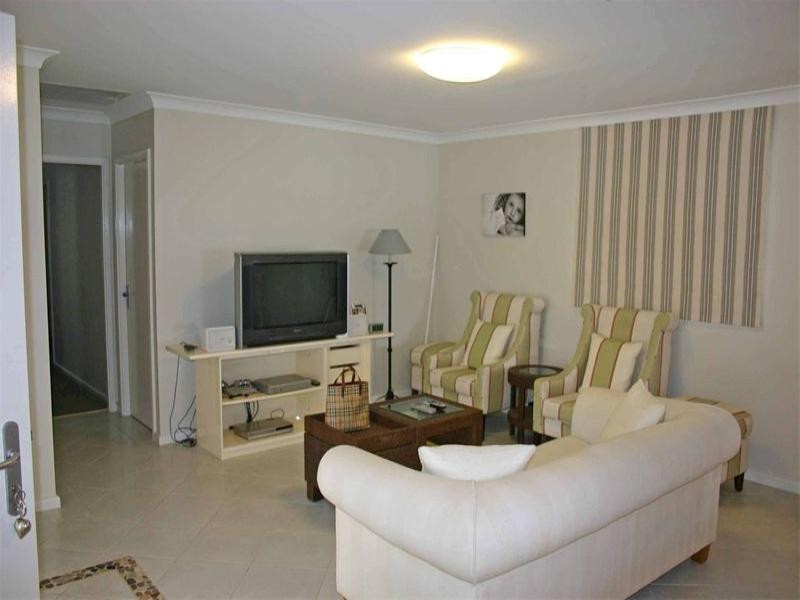 251 Avoca Drive, Green Point NSW 2251