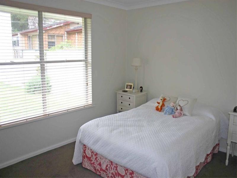 251 Avoca Drive, Green Point NSW 2251