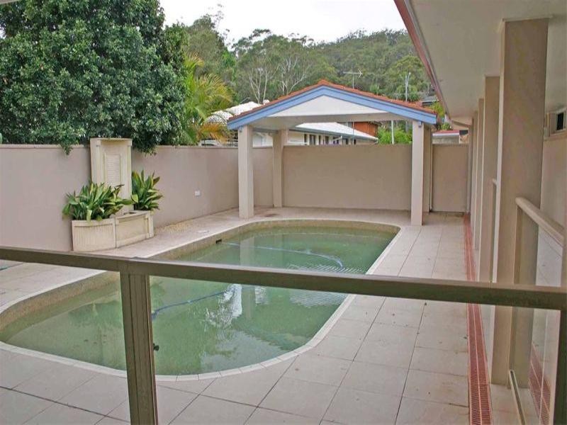 251 Avoca Drive, Green Point NSW 2251