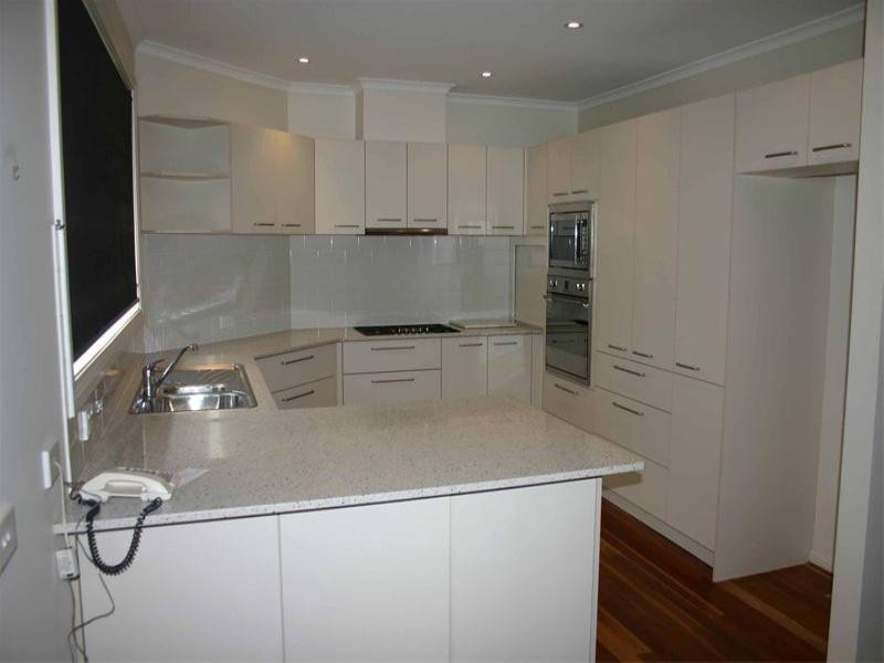 5 Merindah Avenue, Green Point NSW 2251