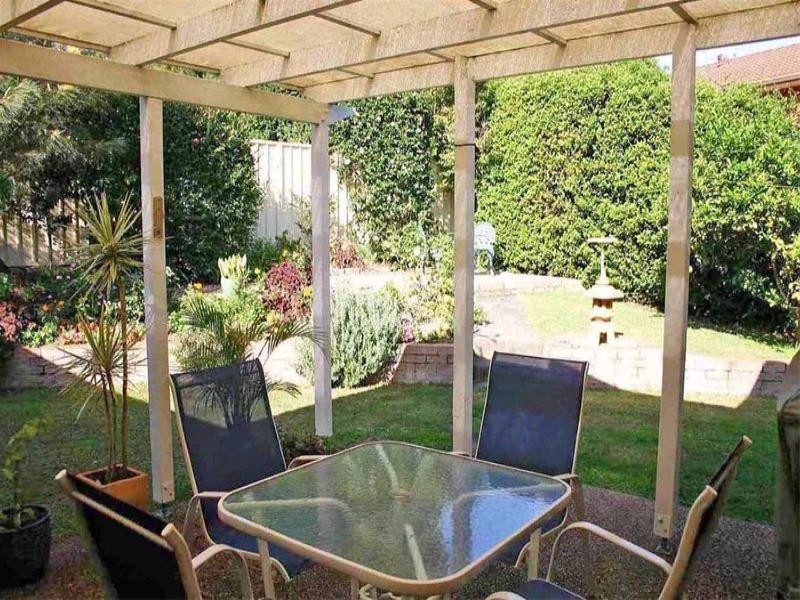 16 James Sea Drive, Green Point NSW 2251