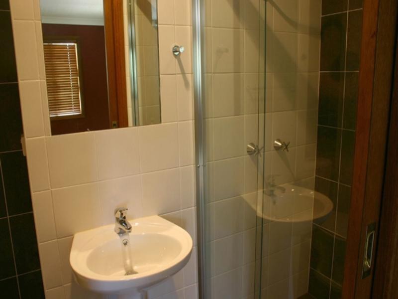 2/2 Lakewood Avenue, Green Point NSW 2251