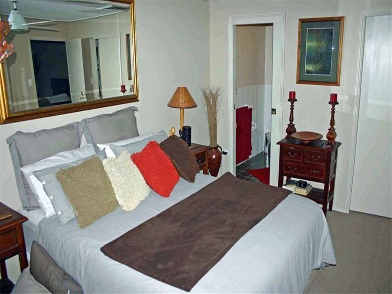 1/4 Willowin Close, Green Point NSW 2251