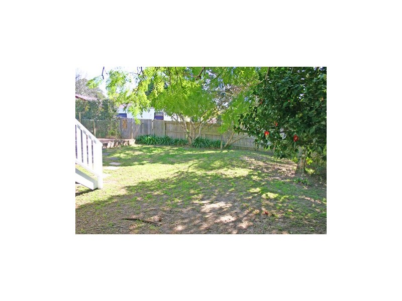 31 DALGETY Crescent, Green Point NSW 2251