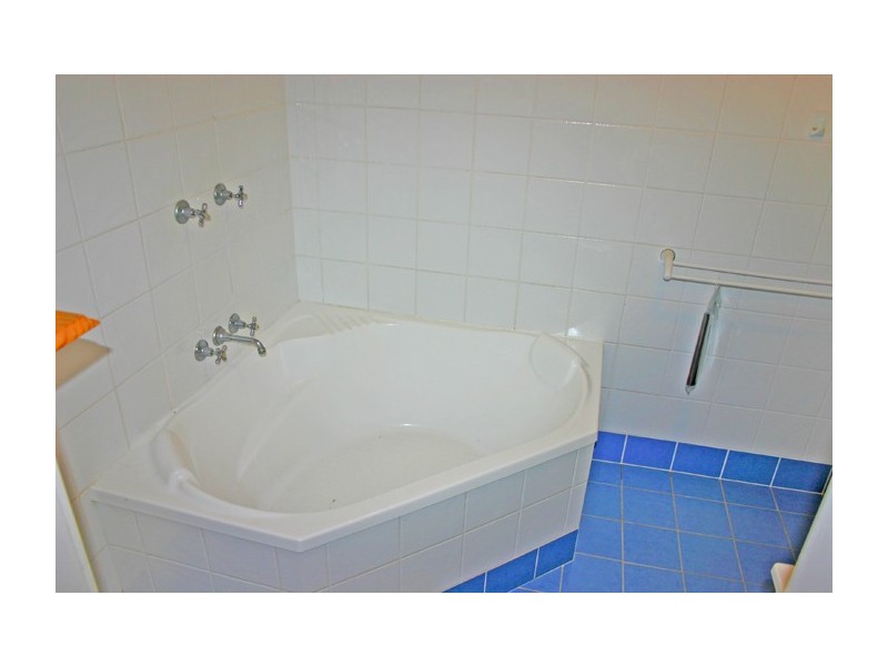 31 DALGETY Crescent, Green Point NSW 2251