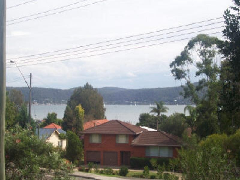 248 Avoca Drive, Green Point NSW 2251