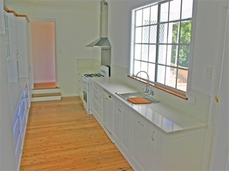 31 DALGETY Crescent, Green Point NSW 2251