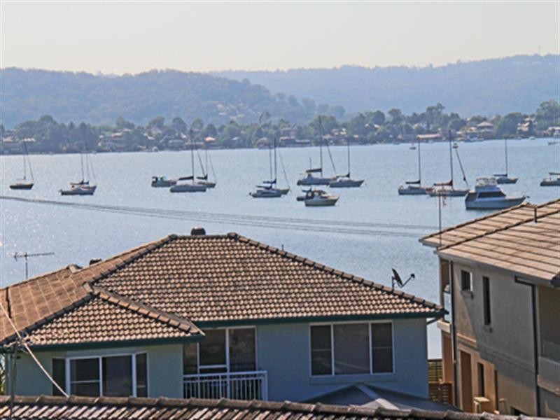 179 Avoca Drive, Green Point NSW 2251