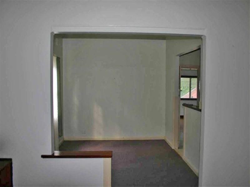 13 White Street, East Gosford NSW 2250