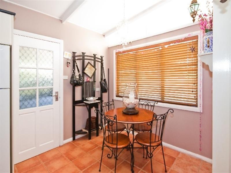 118 Avoca Drive, Green Point NSW 2251