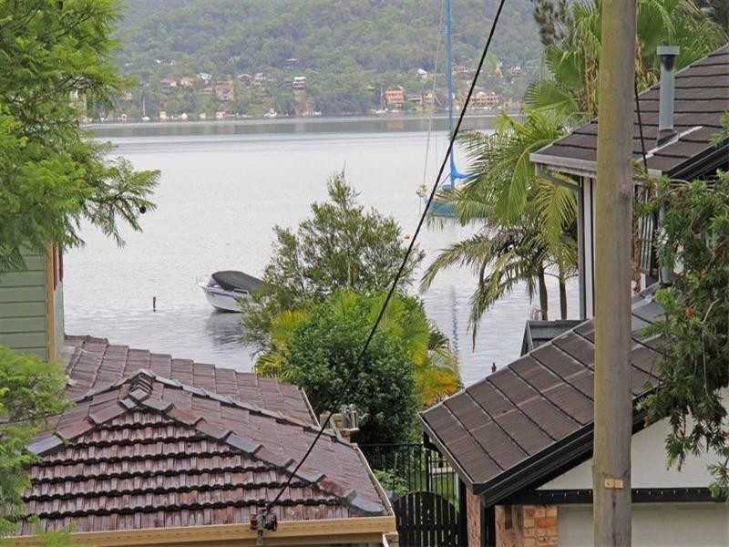 24 Edgewater Avenue, Green Point NSW 2251