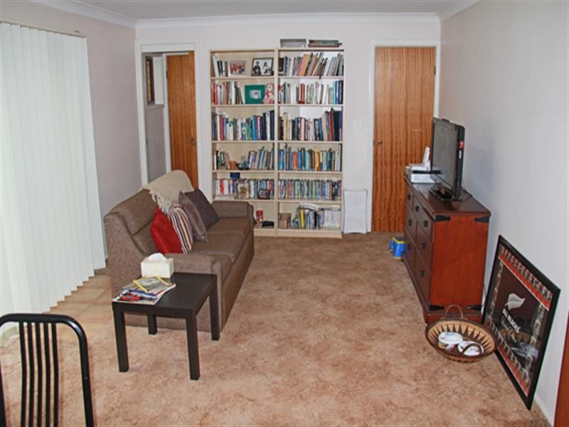 19 Asca Drive, Green Point NSW 2251