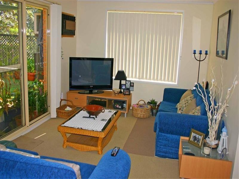 6 Alecia Close, Green Point NSW 2251