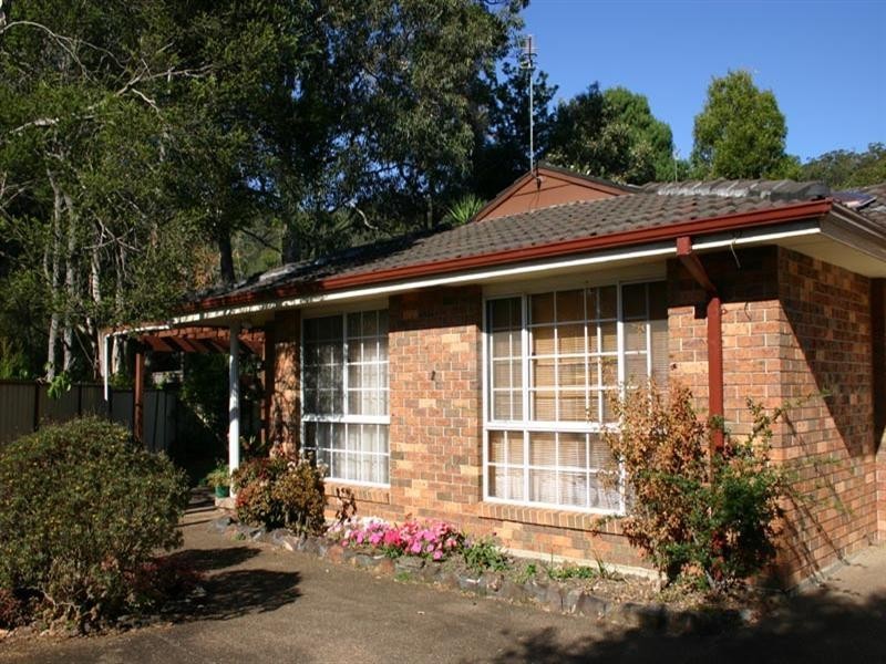 2/208 Avoca Drive, Green Point NSW 2251