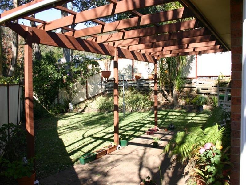 2/208 Avoca Drive, Green Point NSW 2251