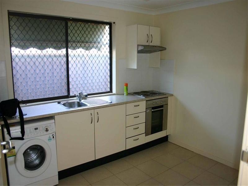 2/32 Avoca Drive, Kincumber NSW 2251