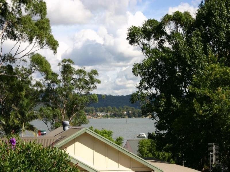 229 Avoca Drive, Green Point NSW 2251