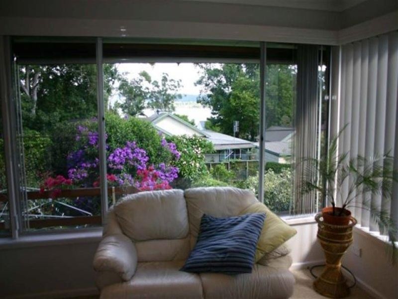 229 Avoca Drive, Green Point NSW 2251