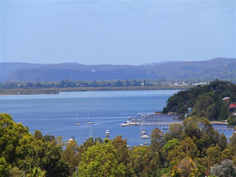 20 Carrol Avenue, East Gosford NSW 2250