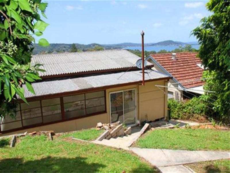 20 Carrol Avenue, East Gosford NSW 2250