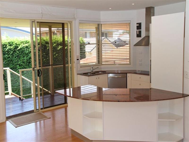 6 Minell Close, Wamberal NSW 2260