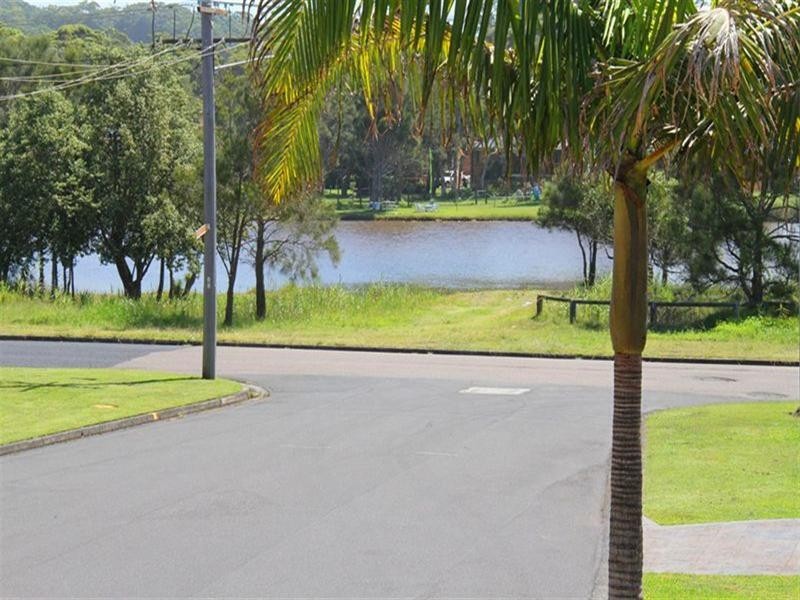 6 Minell Close, Wamberal NSW 2260